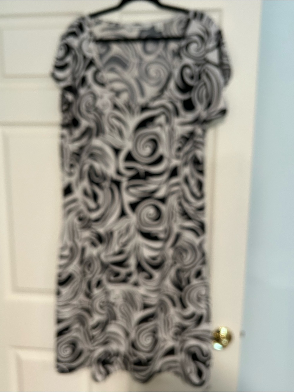 Derek Heart Black & White Swirl Midi Dress